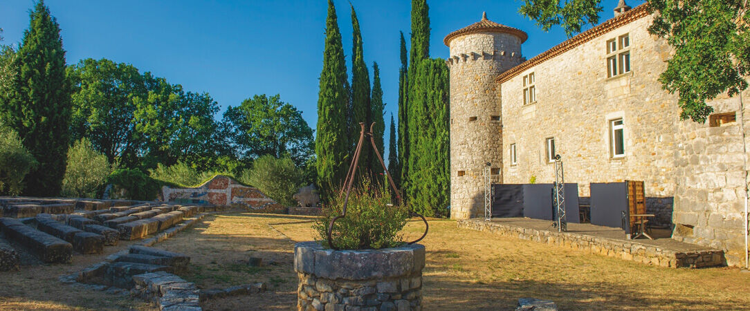 Résidence Vacances Bleues Lou Castel - Résidence familiale autour d'un château médiéval en Ardèche. - Ardèche, France