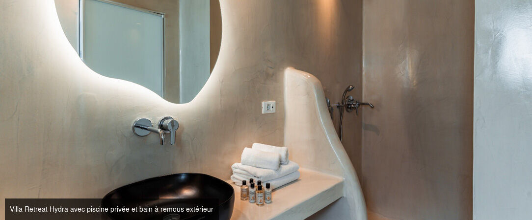 Oikos Santorini Living Concept ★★★★★ - Hôtel-village intimiste au cœur de Santorin, face à la caldeira. - Santorini, Greece