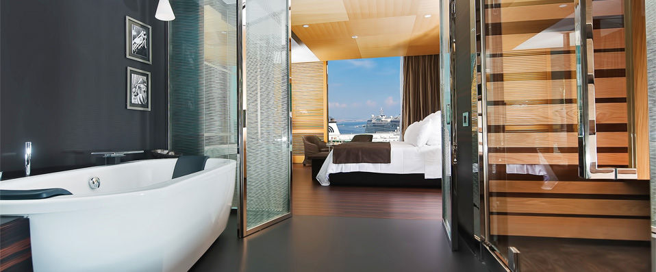 Romeo Hotel ★★★★★L - Italian chic with five-star luxury-plus in Naples. - Naples, Italy