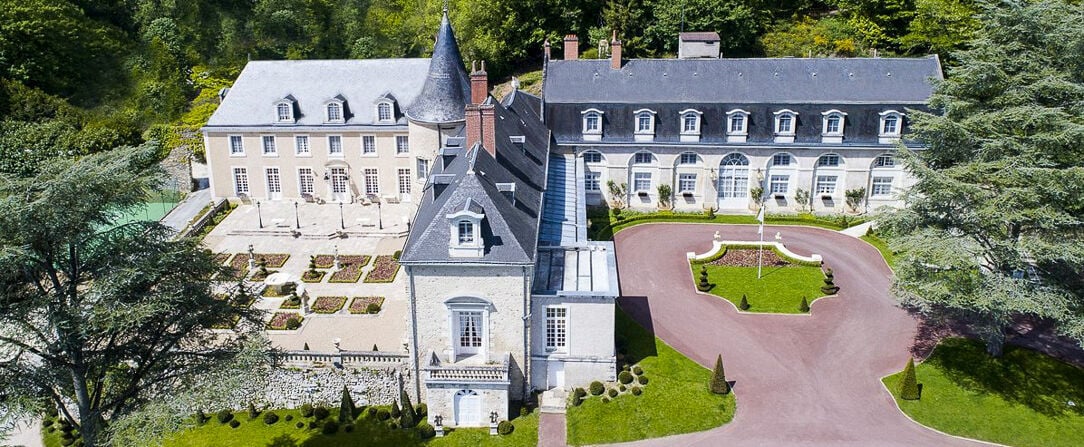 Château de Beauvois ★★★★ - Experience the gracious French art of living in a Picardy grand château - Tours, France