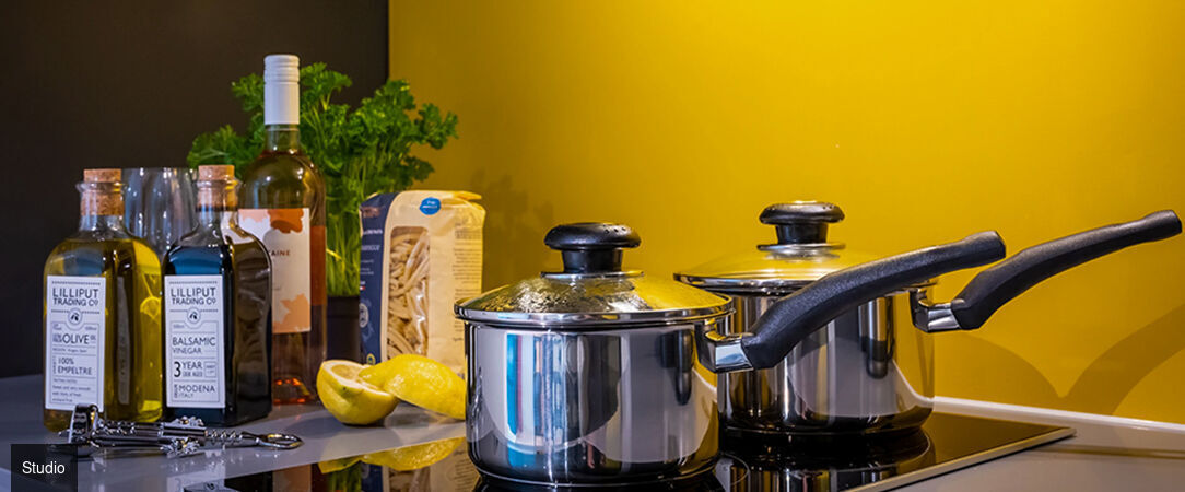 Staycity Aparthotels Dublin City Quay ★★★★ - Une adresse moderne et cosy au bord des quais, parfaite pour découvrir Dublin. - Dublin, Irlande