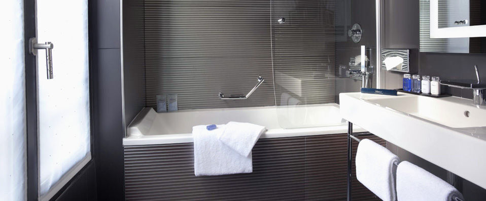 Opera Diamond ★★★★ - A gem of a hotel in central Paris - Paris, France