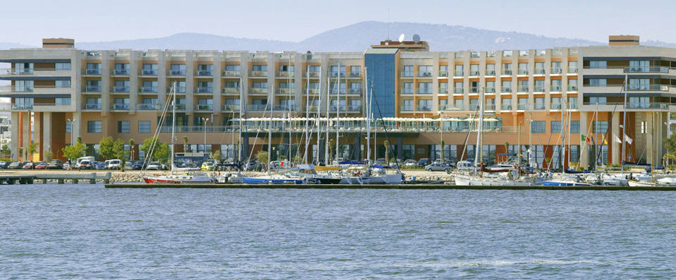 Real Marina Hotel & Spa ★★★★★ - Expérience luxueuse à la découverte de la face préservée de l’Algarve. - Algarve, Portugal