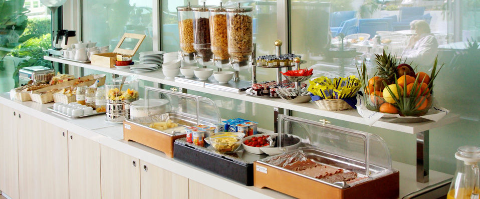 Hôtel Victoria ★★★★ - Ultra-stylish beachfront hotel on the French Riviera - Côte d'azur, France