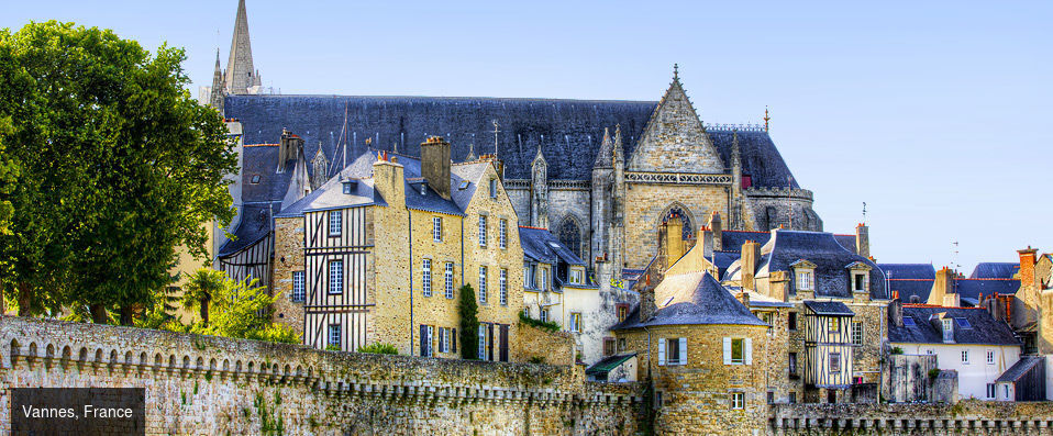 Villa Kerasy ★★★★ - Entre charme breton et influences asiatiques. - Vannes, France