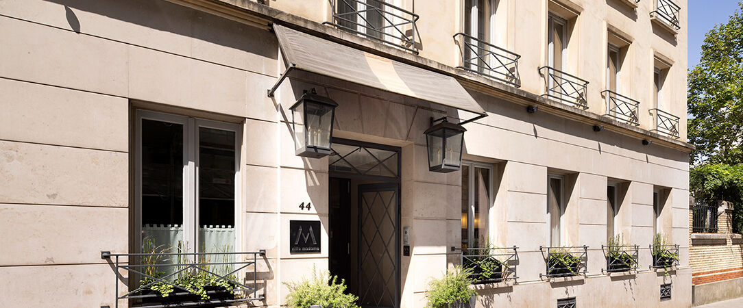 Villa Madame ★★★★ - Loger chez Madame, une parisienne qui a la belle vie, au coeur du 6ème arrondissement. - Paris, France