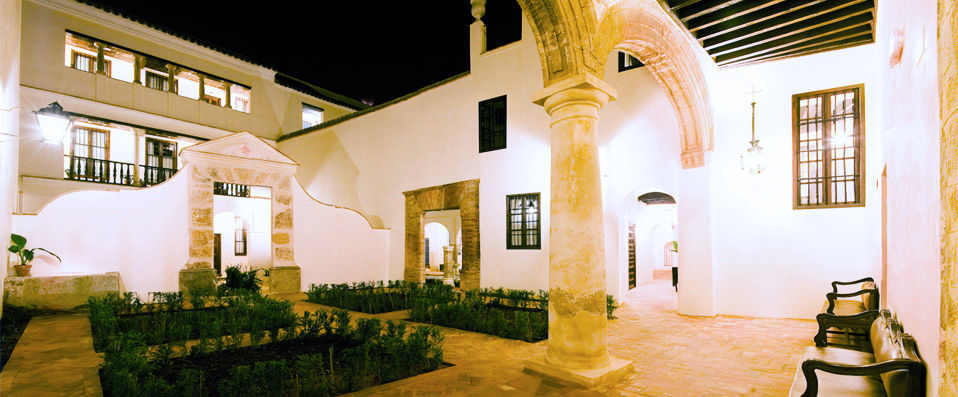 Casas de la Judería de Córdoba ★★★★ - Authentic Palace converted to four-star comfort. - Cordoba, Spain