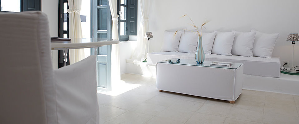 Sun Rocks Hotel ★★★★★ - Par Julie Gourgues, correspondante de VeryChic - Santorin, Grèce