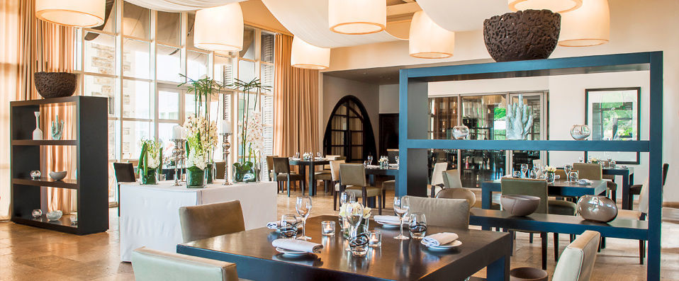 Royal Mougins Golf & Resort ★★★★ - Cannes you resist the French Riviera? This luxury retreat scores a hole-in-one! - Mougins, France
