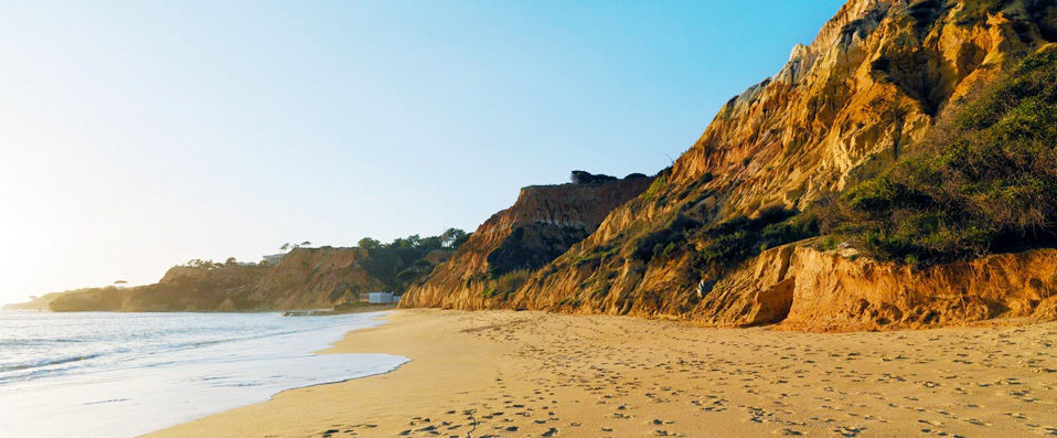 Pine Cliffs Secret Resort ★★★★★ - Cinq étoiles exceptionnelles les pieds dans l'eau en Algarve. - Algarve, Portugal