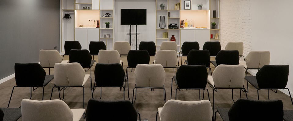 Up Hotel Budapest ★★★★ - Expérience unique & connectée dans un quatre étoiles de Budapest. - Budapest, Hongrie