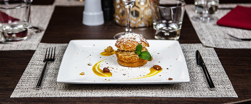 Avenue Lodge ★★★★★ - Boutique five-star ski lodge in one of the most adored ski resorts in France. - French Alps
