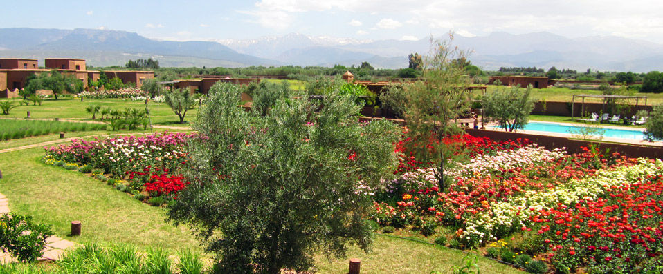 Titre du produit - Par Laura Howlett, correspondante de VeryChic - Province de Marrakech, Maroc