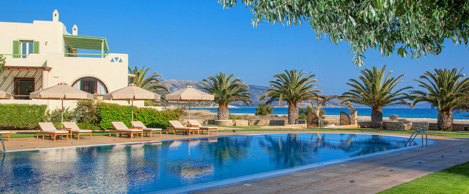 Finikas Luxury Hotel ★★★★ - All-encompassing luxury on a paradisiacal Greek island. - Naxos, Greece