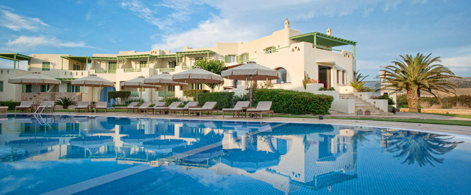 Finikas Luxury Hotel ★★★★ - All-encompassing luxury on a paradisiacal Greek island. - Naxos, Greece