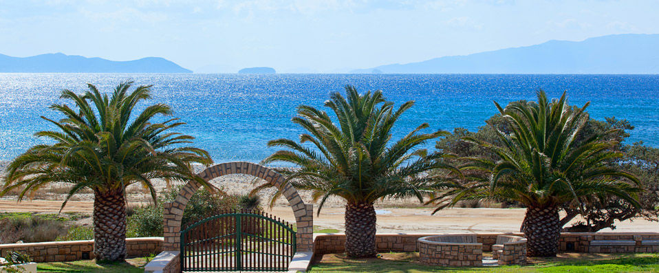 Finikas Luxury Hotel ★★★★ - All-encompassing luxury on a paradisiacal Greek island. - Naxos, Greece
