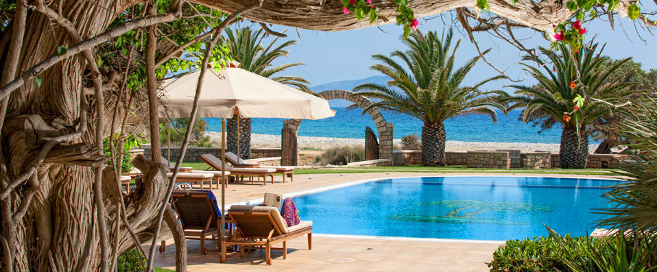 Finikas Luxury Hotel ★★★★ - All-encompassing luxury on a paradisiacal Greek island. - Naxos, Greece