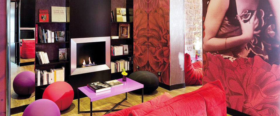 Montmartre Mon Amour ★★★★ - A romantic escapade to the most romantic city. - Paris, France