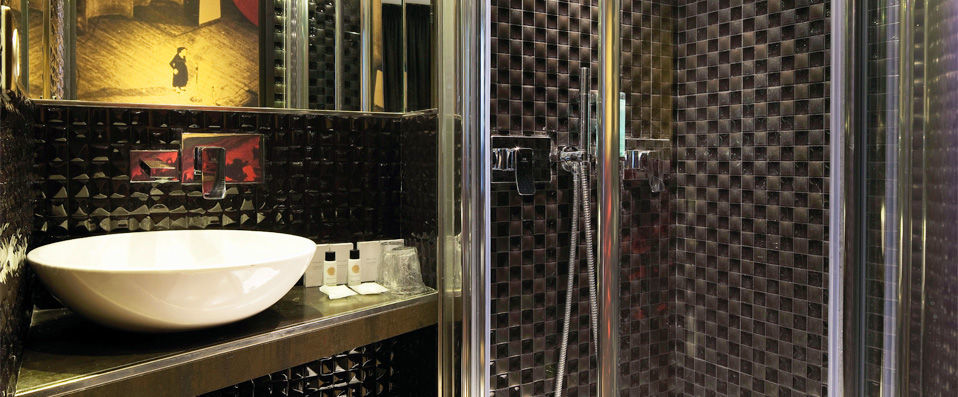 Montmartre Mon Amour ★★★★ - Une adresse de charme comme déclaration d’amour dans le 18ème arrondissement. - Paris, France