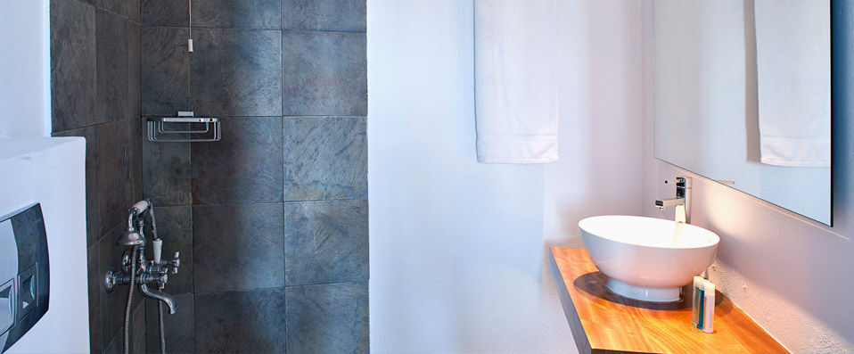 Notos Therme & Spa Hotel ★★★★ - Par Eve Jullien, correspondante de VeryChic - Santorin, Grece
