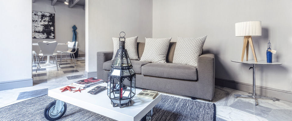 Palazzo Cambiaso - Comfortable apartment living in superb Genoa. - Genoa, Italy