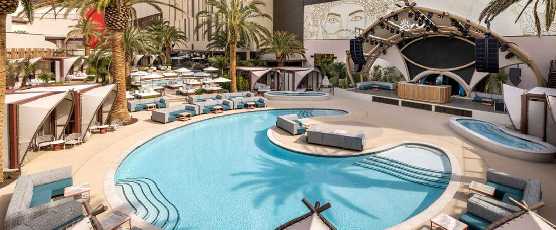 Conrad Las Vegas At Resorts World ★★★★★ - Un hôtel luxueux et confortable, à la hauteur de l’opulence de Las Vegas. - Las Vegas, États-Unis