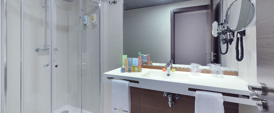 Abba Granada ★★★★ - Modern luxury in one of Spain’s most charming ancient cities. - Granada, Spain