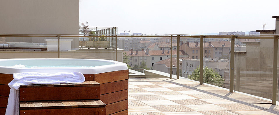 Lagrange City Aparthotel Lyon Lumière ★★★★ - Stylish pied-à-terre in the city of the ‘Festival of Lights’. - Lyon, France