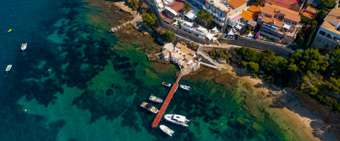 Hotel Vistabella ★★★★★ - Beautiful views at every turn in the rosy town of Roses. - Costa Brava, Spain