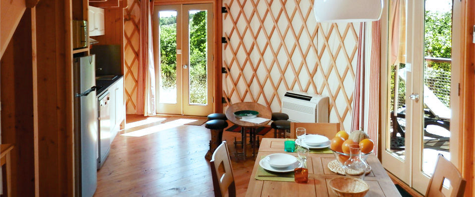 Les Hauts d'Albas - Yurts - Enjoy the romance of a luxurious Mongolian yurt deep in the Lot Valley. - Lot, France