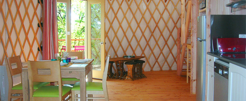 Les Hauts d'Albas - Yurts - Enjoy the romance of a luxurious Mongolian yurt deep in the Lot Valley. - Lot, France