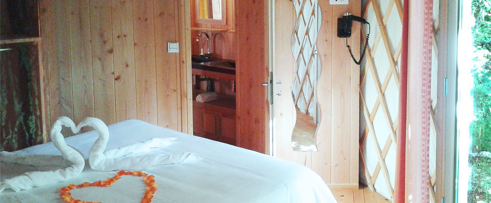 Les Hauts d'Albas - Yurts - Enjoy the romance of a luxurious Mongolian yurt deep in the Lot Valley. - Lot, France