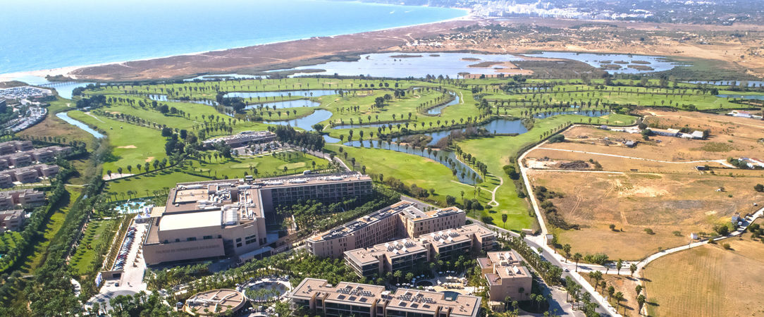 Salgados Palm Village Apartments & Suites ★★★★ - All-inclusive heaven for families on the lovely Algarve coast - Algarve, Portugal