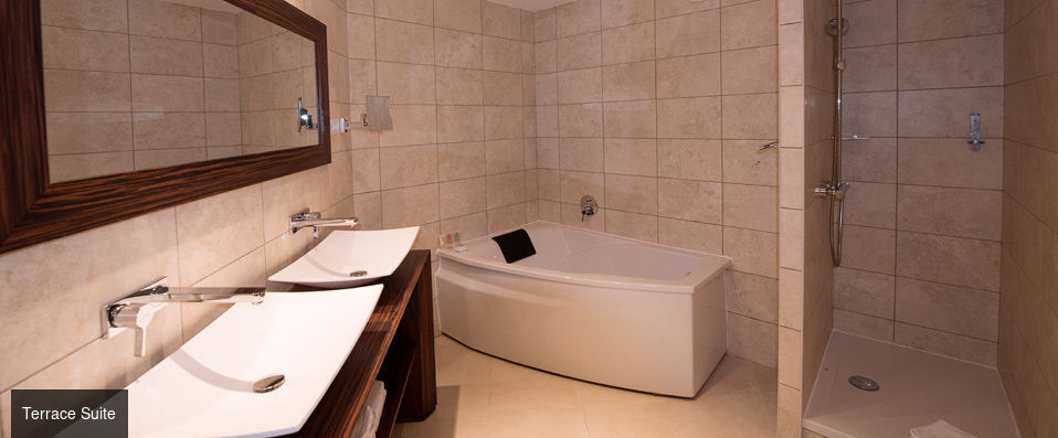 Best Western Premier Le Patio des Artistes ★★★★ - Soak up the sun in an ideal location. - Cannes, France