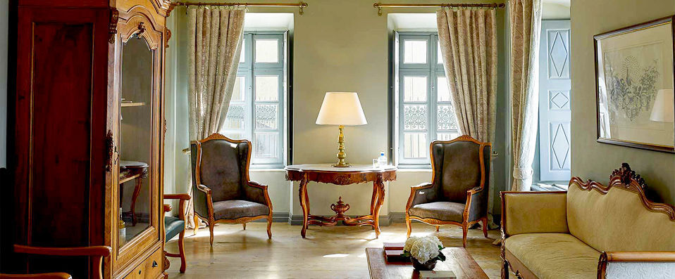 Zannos Melathron ★★★★★ - Renaissance beauty and modern luxury on romantic Santorini island. - Santorini, Greece