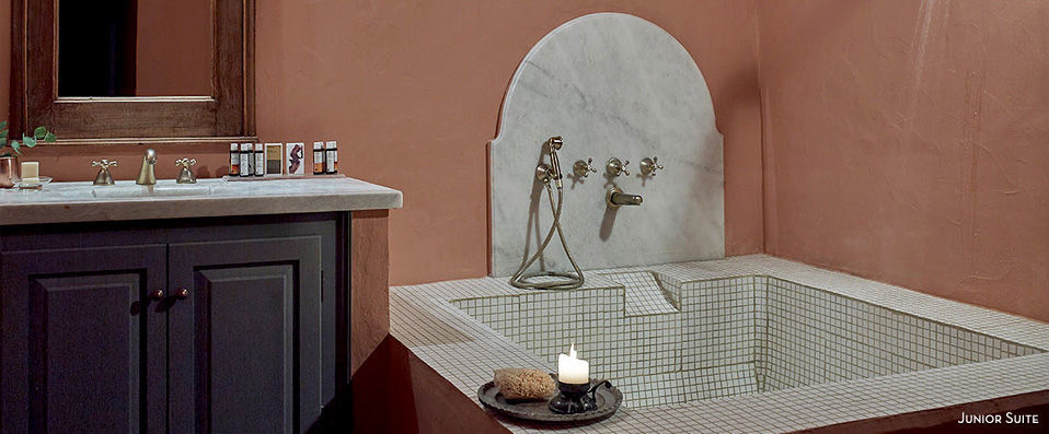 Zannos Melathron ★★★★★ - Renaissance beauty and modern luxury on romantic Santorini island. - Santorini, Greece