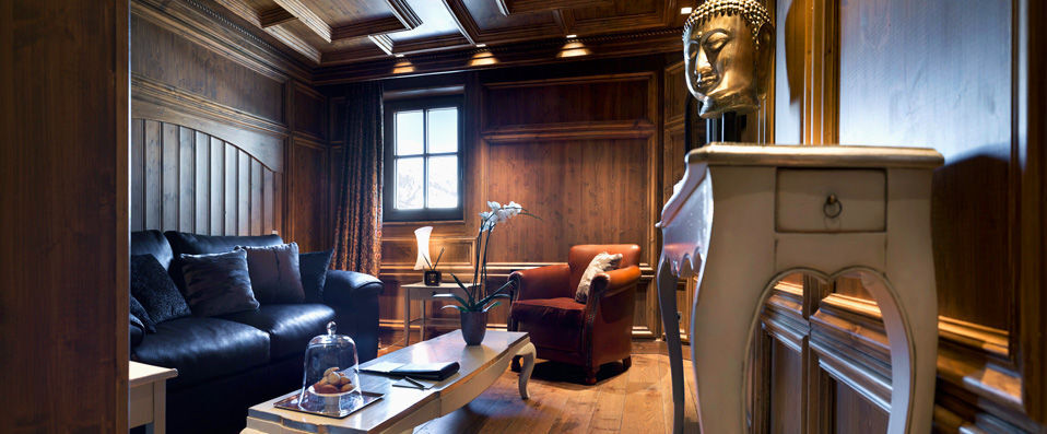 Hotel Manali ★★★★★ - Going for gold! At least…the 5 gold stars of this champion grand hotel in Courchevel. - Courchevel, France