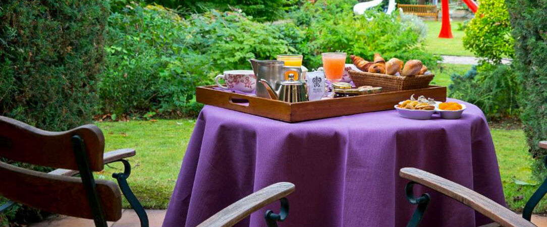 Cazaudehore La Forestière ★★★★ - Tranquil mansion surrounded by nature just outside of Paris. - Saint-Germain-en-Laye, France