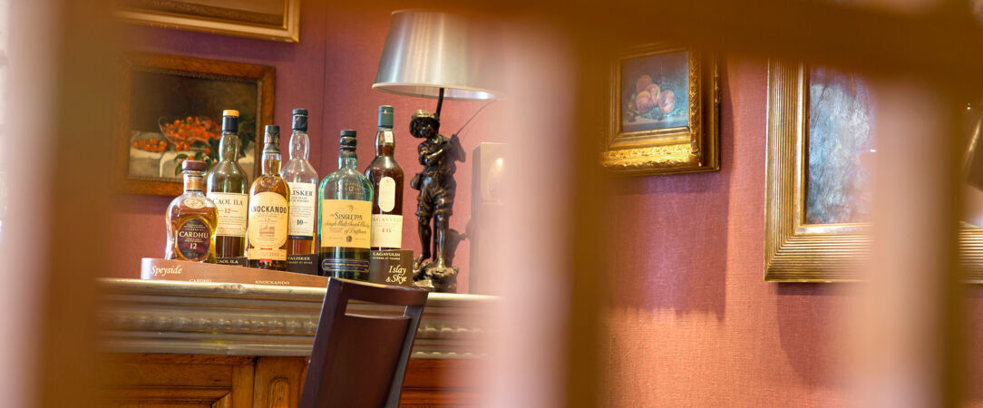 Cazaudehore La Forestière ★★★★ - Tranquil mansion surrounded by nature just outside of Paris. - Saint-Germain-en-Laye, France