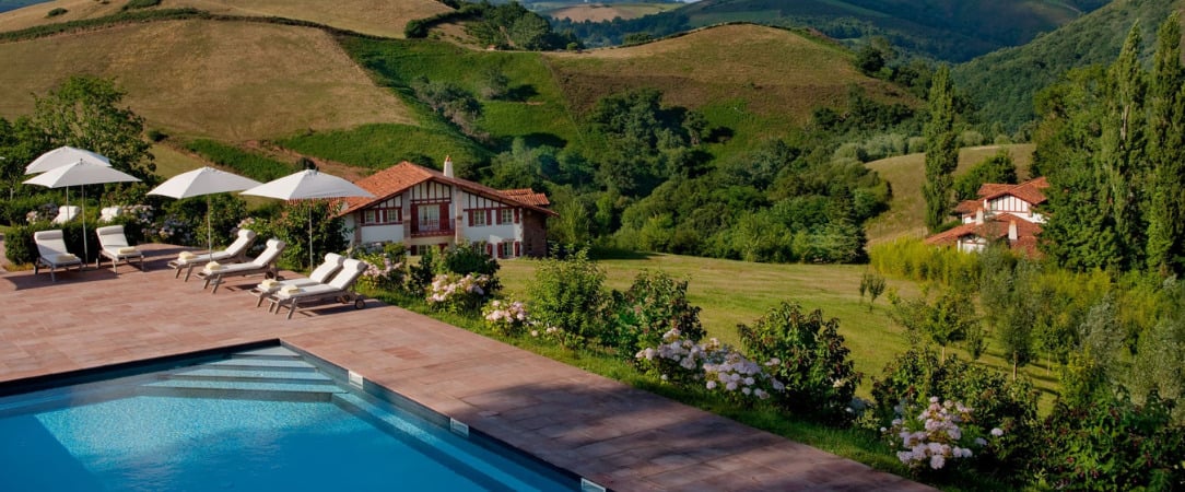 Auberge Ostape ★★★★★ - Adresse & panorama d’exception au Pays basque. - Pays basque, France