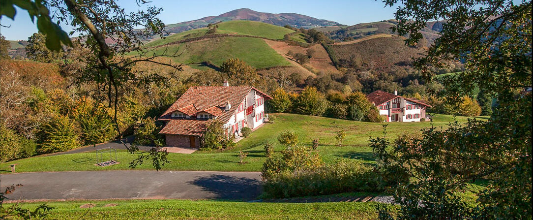 Auberge Ostape ★★★★★ - Adresse & panorama d’exception au Pays basque. - Pays basque, France