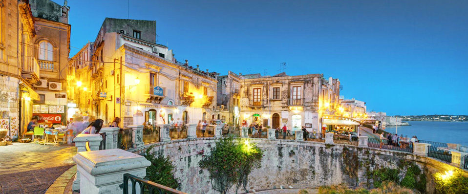 Des Etrangers Hôtel & Spa ★★★★★ - Vue sur la mer depuis la belle Syracuse. - Sicile, Italie