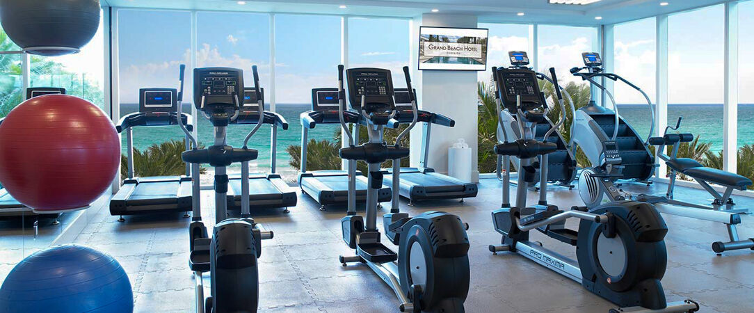 Grand Beach Hotel Surfside ★★★★ - Un hôtel luxueux en bord de mer pour un séjour reposant sous le doux soleil de Miami Beach. - Miami, États-Unis