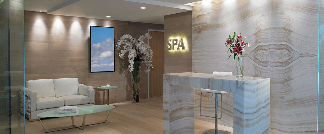 Grand Beach Hotel Surfside ★★★★ - Un hôtel luxueux en bord de mer pour un séjour reposant sous le doux soleil de Miami Beach. - Miami, États-Unis