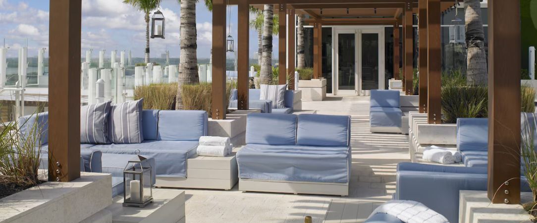 Grand Beach Hotel Surfside ★★★★ - Un hôtel luxueux en bord de mer pour un séjour reposant sous le doux soleil de Miami Beach. - Miami, États-Unis