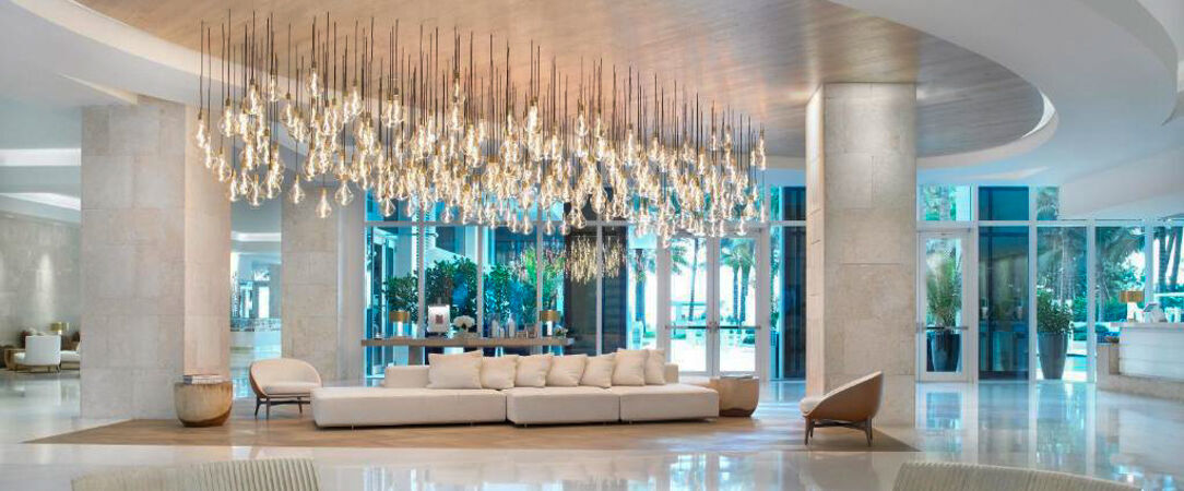 Grand Beach Hotel Surfside ★★★★ - Un hôtel luxueux en bord de mer pour un séjour reposant sous le doux soleil de Miami Beach. - Miami, États-Unis