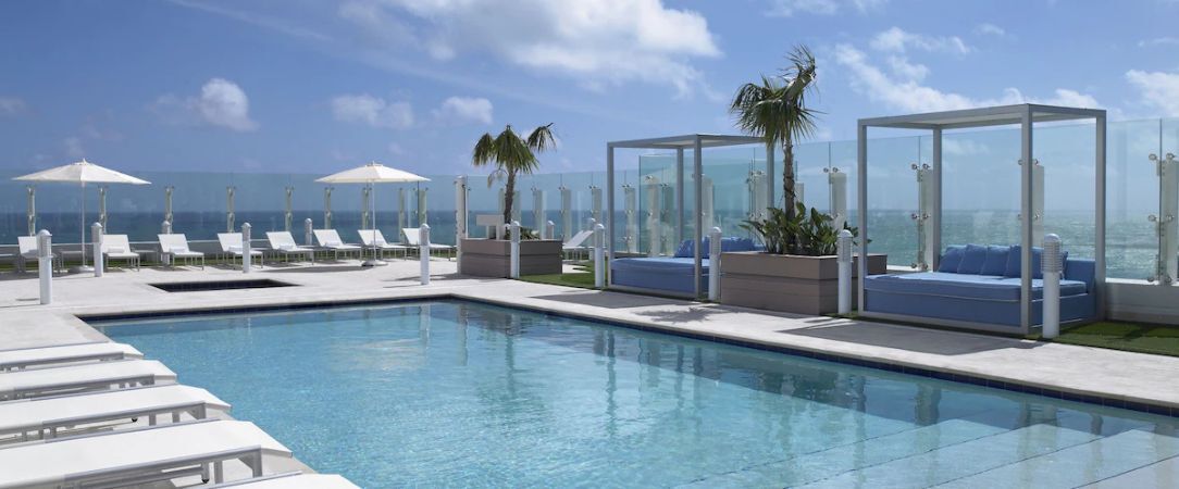 Grand Beach Hotel Surfside ★★★★ - Un hôtel luxueux en bord de mer pour un séjour reposant sous le doux soleil de Miami Beach. - Miami, États-Unis