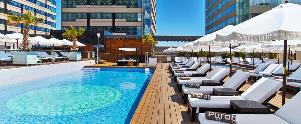 Hilton Diagonal Mar Barcelona ★★★★ - Un séjour à Barcelone avec vue sur mer ! - Barcelone, Espagne