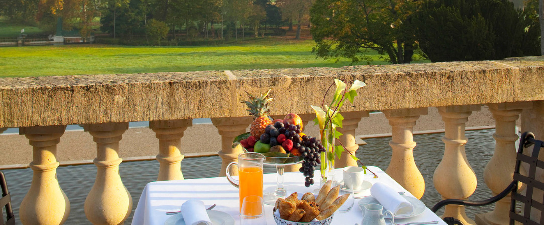 Auberge du Jeu de Paume ★★★★★ - Chantilly charm with 18th-century splendour meets modern luxury. - Chantilly, France