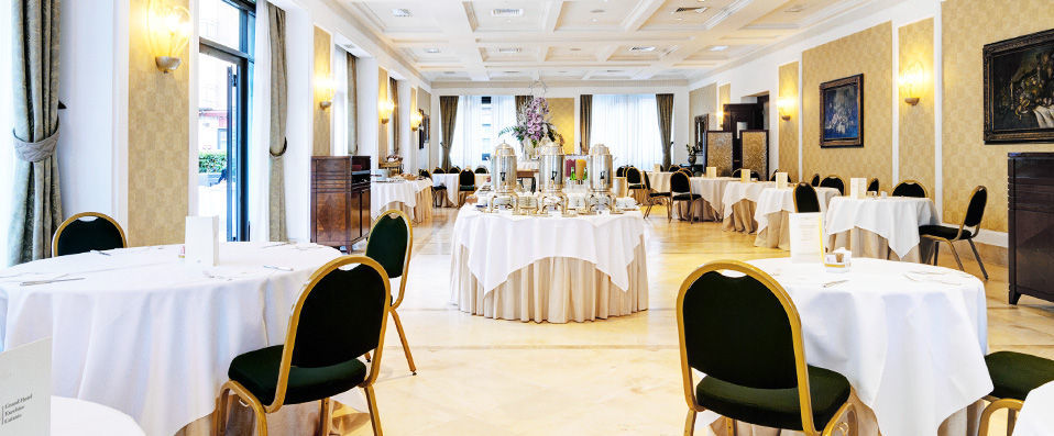 Mercure Catania Excelsior ★★★★ - A divine four star hotel with views of Mount Etna. - Sicily, Italy